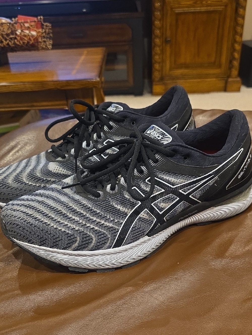 ASICS Gel Nimbus 22 Mens Running Shoes Sz 12.5
